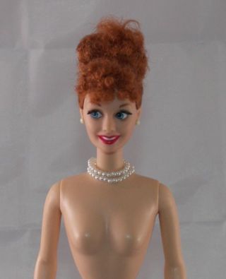 1999 Barbie Classic Collector I Love Lucy Redhead Doll W/faux Pearls Real Lashes
