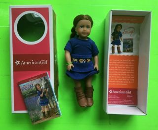 American Girl Saige Mini Doll & Book - Retired 2013 Girl Of The Year