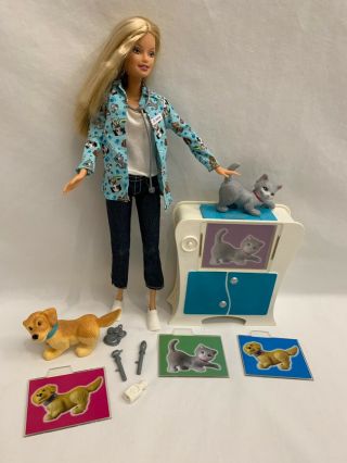 Mattel Barbie Doll Pet Doctor,  X - Ray Machine,  4 Screens,  Cat,  Dog 2004