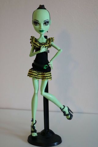 Monster High Create A Monster Witch and Cat Dolls Mattel 2