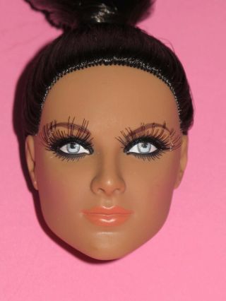 Tonner - Making A Splash Dede Basic Brunette 17 " Fashion Doll Head