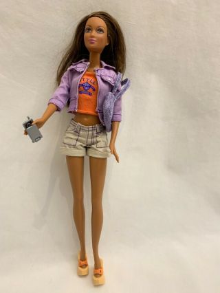 2004 Barbie Fashion Fever " Kayla " Doll H0892