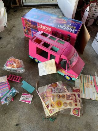 Mattel 1989 Barbie Western Fun Motor Home - Detaches