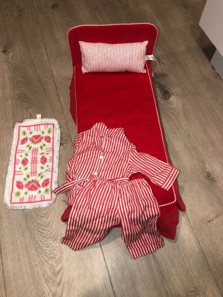 American Girl Molly’s Bed And Accessories (retired)