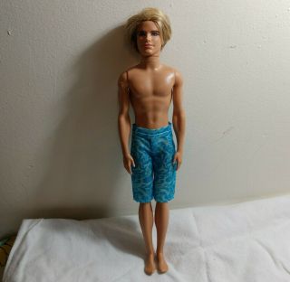 2009 Mattel Ken Male Doll With Blonde Rooted Hair - Fashionista Swim Shorts