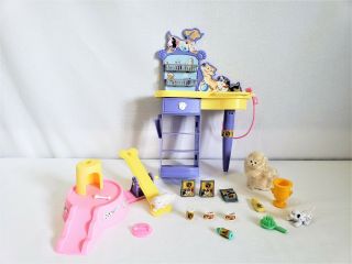 Barbie Kennel Care 2001 Play Set Vet Animals Cats Dog Food