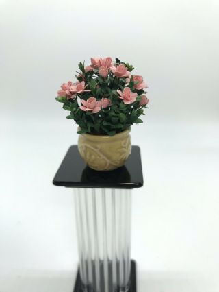 Dollhouse Miniature Artisan Signed Vince Stapleton Vase W/flowers (r)