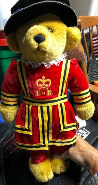 Harrods 18 " Queen Elizabeth Beefeater Royal Guard Bear By Merrythought England