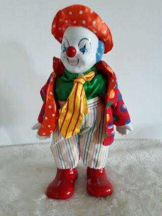 Vintage Musical Moving Porcelain Clown Doll Music Box By Tc & C Limited Animated