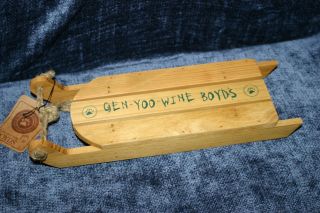 Boyds Bear Gen - Yoo - Wine Boyds Wood Sled Item 658142