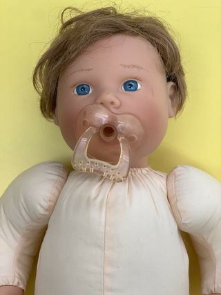 Lee Middleton Baby Doll With Pacifier 071294 (2) Dolly 1995 Blue Eyes