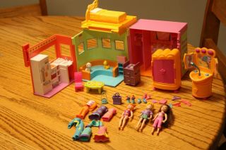 Mattel Polly Pocket Sparkle Apartment Folding Playset With 3 Dolls Clothes More