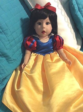 Lee Middleton Dolls,  Made For Disney,  Snow White