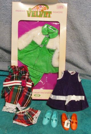 1972 Boxed Velvet Doll Coat/hat 2 Velvet Dresses Panties 2 Pair Velvet Shoes