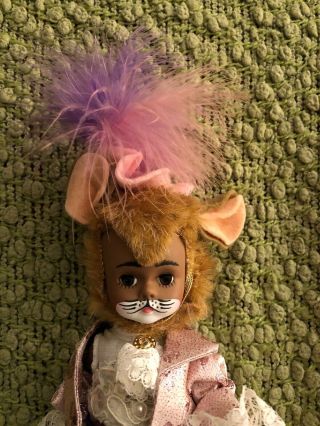 Cinderella‘S Foot Mouse Madame Alexander Doll 8 Inches 13470 2