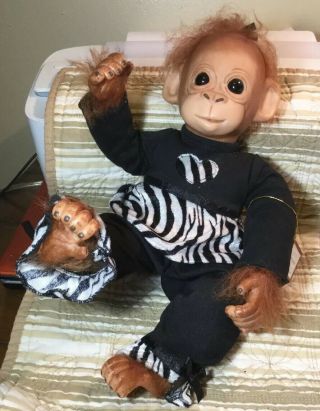 Private Txpita Chimpanzee Doll: Little Binti By Ashton Drake