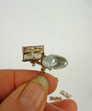 Estate Dollhouse Miniature Artisan Nic Nichols Stereopticon,  31