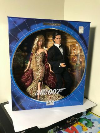 Mattel 2002 James Bond 007 Ken And Barbie Giftset