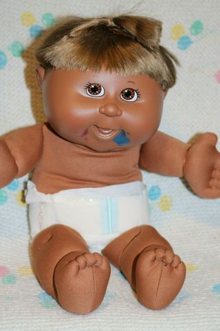 Cabbage Patch Kids Play Along Pa - 28 A/a Messy Babies Girl Doll 14 In.