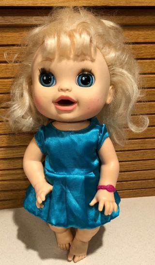 Baby Alive Real Surprises Interactive English Spanish Speaking Doll Frizzy Hair