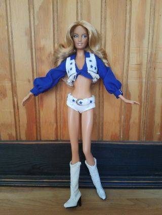 2007 Dallas Cowboys Cheerleader Barbie Doll Lara Face Mold Mattel Blonde