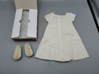 American Girl Caroline Abbott ' s Nightgown & Slippers - for 18 