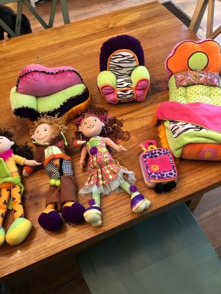 Groovy Girls Furniture And Dolls