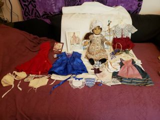 Pleasant Company American Girl Doll Felicity With Clothes/accessories/book
