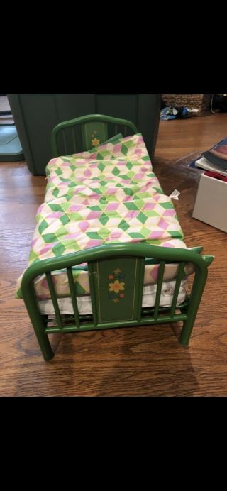 American Girl Doll Kit Kittredge Green Trundle Day Bed Quilted Blanket