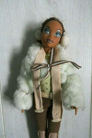 Chillin Out Madison Ski Barbie My Scene Black Barbie Doll 2003 Green Jacket