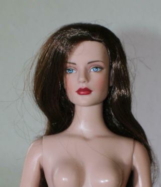 2003 Tonner Tyler Wentworth " Sydney - Auburn / Brown Hair " Nude 16 " Doll,  No Box