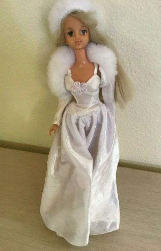 1986 Takara Jenny Doll Mattel In Wedding Dress