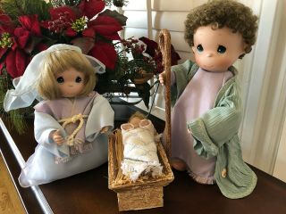Ashton Drake " Precious Moments " Nativity Mary Joseph Jesus With Manger