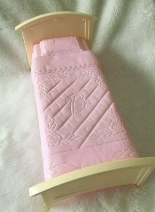 Mattel Barbie Dollhouse Furniture Replacement Pink Bed Living In Style 2002 12 "