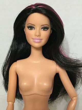 Barbie Fashionistas Raquelle Doll Black Pink Hair Streaks Articulated Jointed
