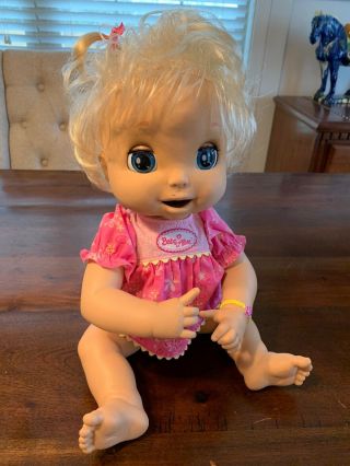 Hasbro 2006 Baby Alive Soft Face Interactive Animated Talking 16” Doll
