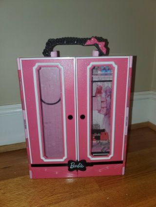 Barbie Ultimate Fashionista Storage Closet Carrying Case,  With Hangers,  2013