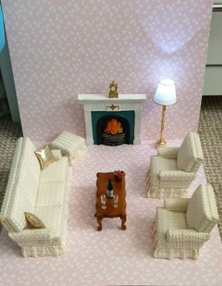 Dolls House Furniture 1/12 Scale,  Miniature Living Room Bundle Inc Lamp.