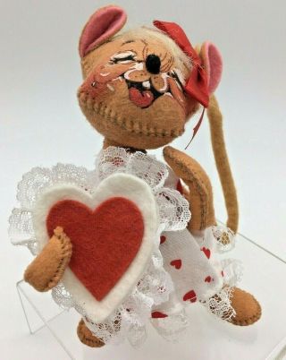 Annalee 94 Girl Mouse Mobiltee Dolls Inc Valentine Heart Dress