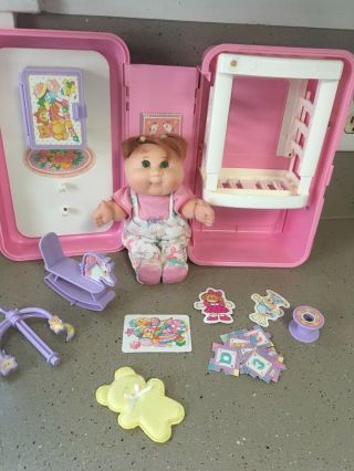 Rare Cabbage Patch Kids 1995 Mattel Bedroom Scence Doll W/case Travel Box