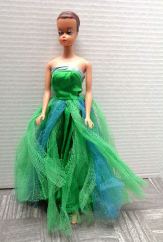 Vintage 1962 Midge Barbie Doll Mattel With Molded Hair & Green Gown