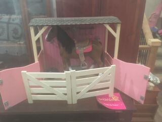 Battat Our Generation Horse Stable And 19.  5 " Horse Fits American Girl Doll Barn.