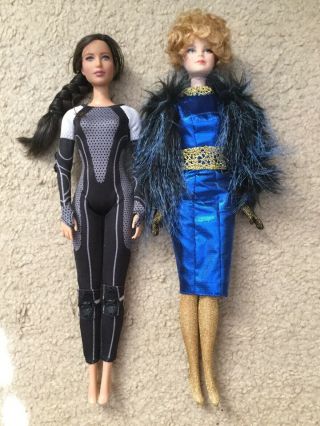 Hunger Games Catching Fire Effie And Katniss Dolls