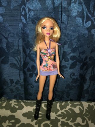 Barbie My Scene City Divas Kennedy By Mattel