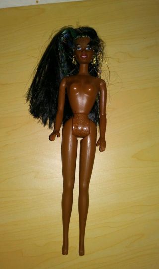 Barbie African - American Doll with glitter hair 2