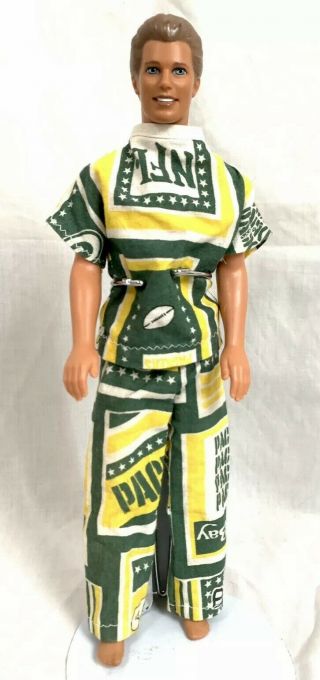Mattel Ken Doll 1991 Head/1968 Body Nfl Green Bay Packers Outfit