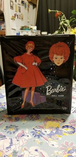 1963 Vintage Barbie Black Single Doll Case Red Flare Bubblecut Graphic