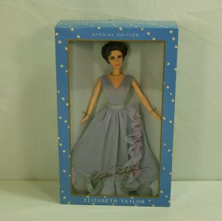 Elizabeth Taylor White Diamonds 2000 Barbie Doll Mib