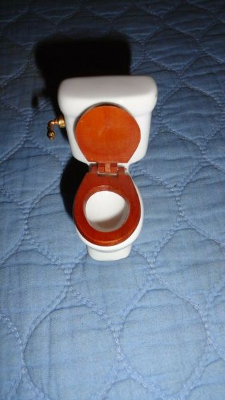 Dollhouse Miniature Bathroom Porcelain Toilet with Brown Seat 3 