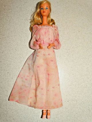 Barbie: VINTAGE Blonde 1978 KISSING BARBIE Doll 2